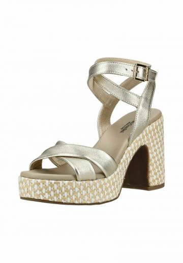 Босоножки на платформе