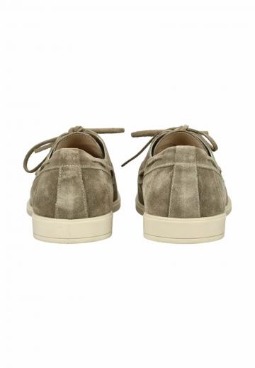 Ботинки на шнуровке