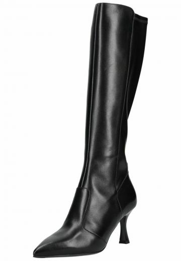 Высокие сапоги