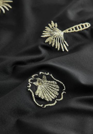 Слитный купальник