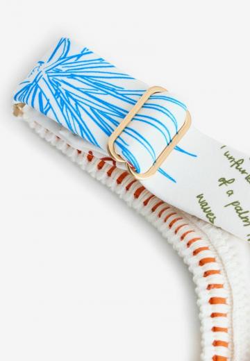 Слитный купальник