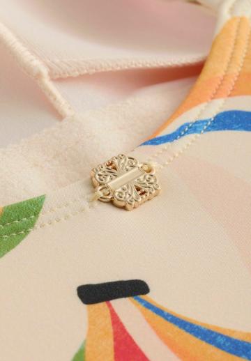 Слитный купальник