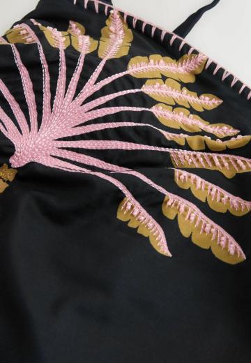 Платье без бретелек