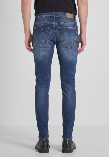 Джинсы