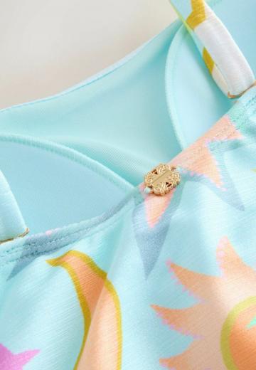 Слитный купальник