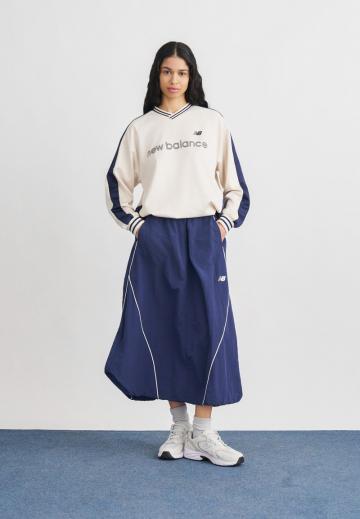 Атласная блузка