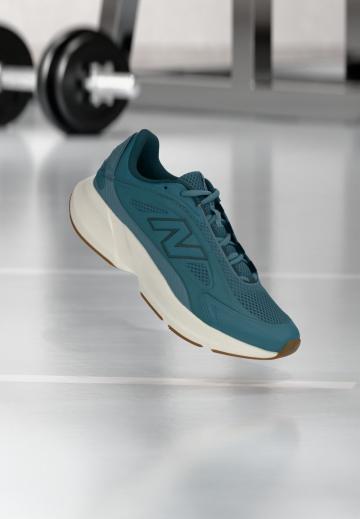 Тренировочные кроссовки