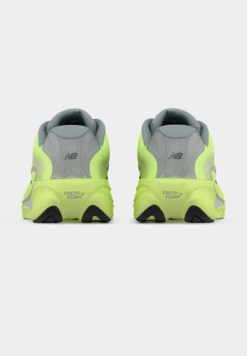 Беговые кроссовки