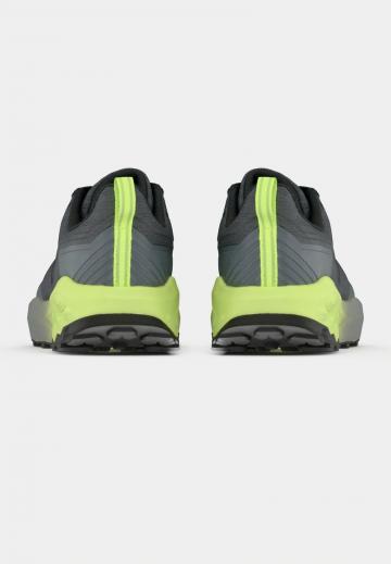 Беговые кроссовки