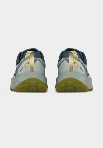 Беговые кроссовки