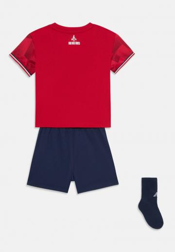 Спортивные шорты