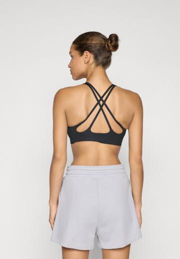 Бюстгальтер без косточек