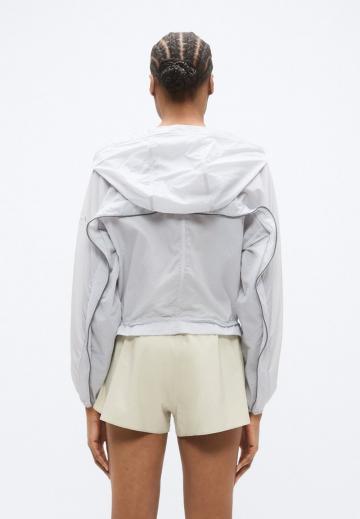 Спортивная куртка