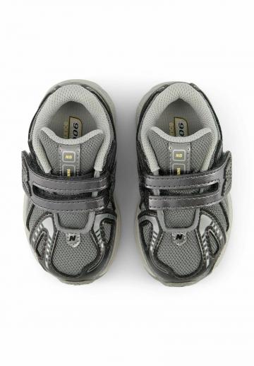 Детская обувь