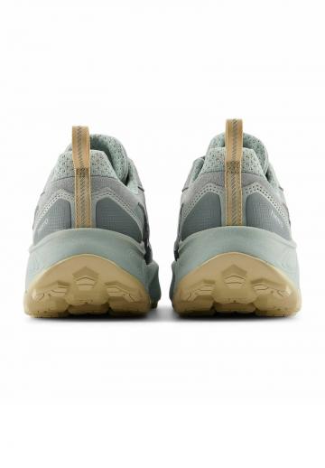 Походные ботинки