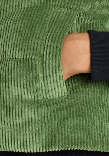 Вельветовая куртка