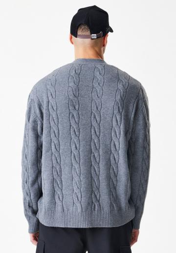 Вязаная кофта