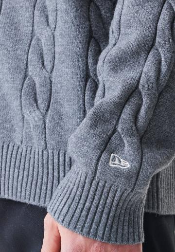 Вязаная кофта