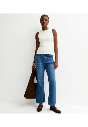 Прямые джинсы