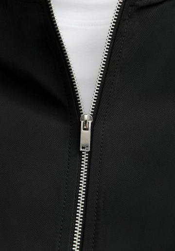 Куртка бомбер