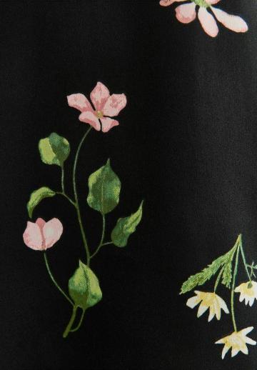 Короткое платье