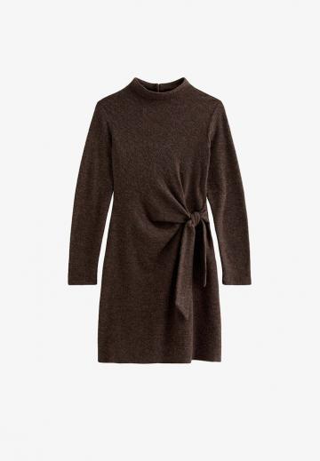 Вязаное платье