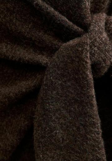 Вязаное платье