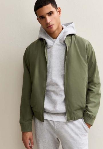 Куртка бомбер