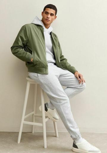 Куртка бомбер