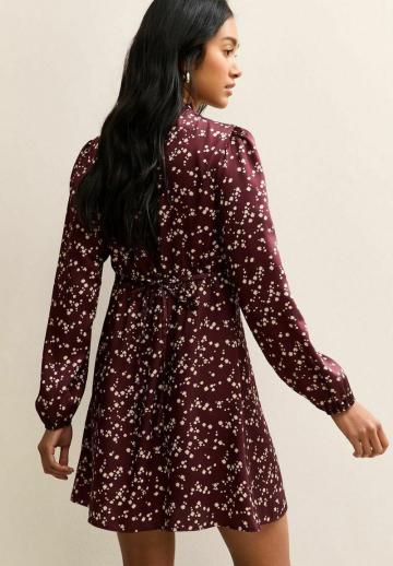 Короткое платье