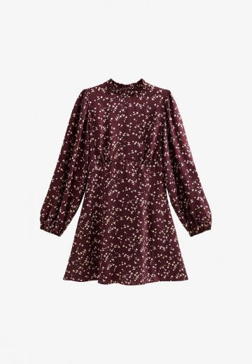 Короткое платье