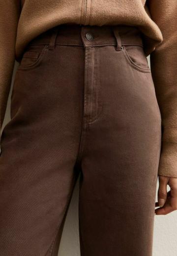 Клешеные джинсы