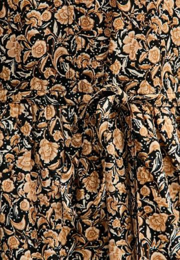 Короткое платье