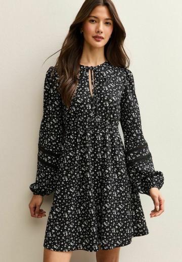 Короткое платье