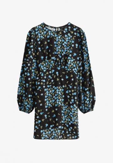 Короткое платье