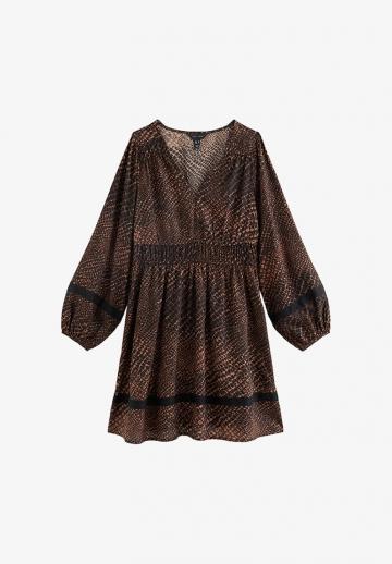 Короткое платье