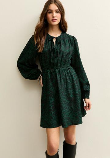 Короткое платье