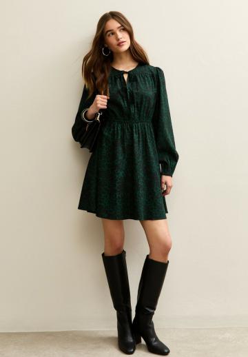 Короткое платье