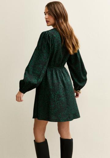 Короткое платье