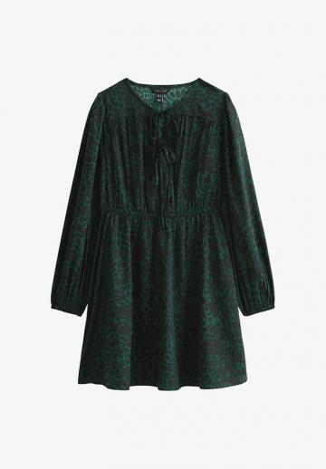 Короткое платье