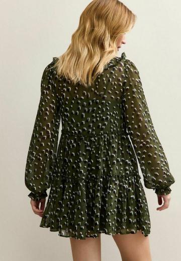 Короткое платье