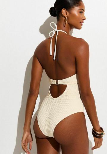 Слитный купальник