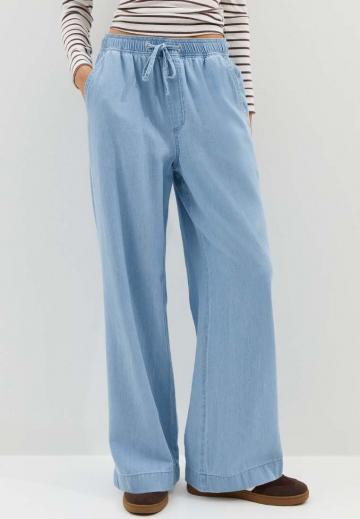 Свободные джинсы
