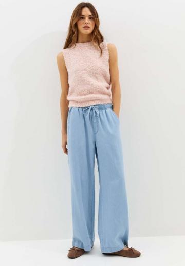 Свободные джинсы