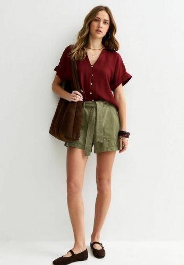 Юбка с накладными карманами