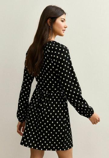 Короткое платье