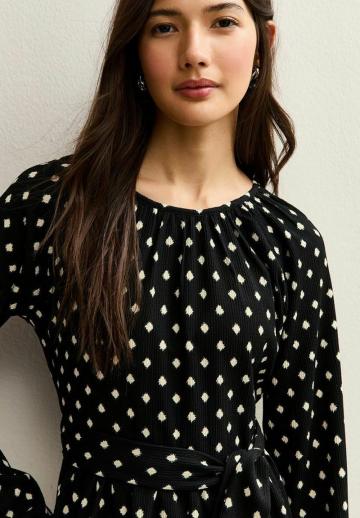 Короткое платье