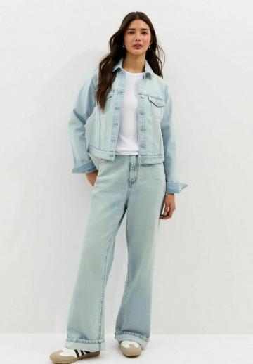 Джинсовая жилетка