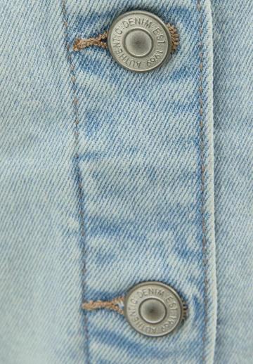 Джинсовая жилетка