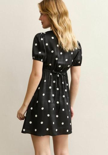 Короткое платье